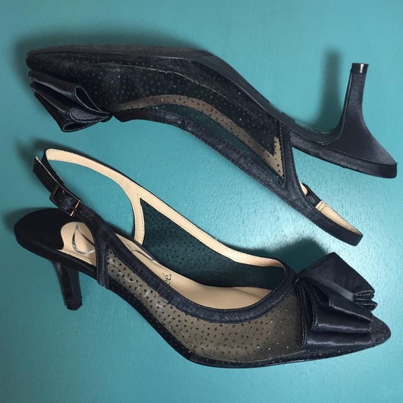 j renee kitten heels